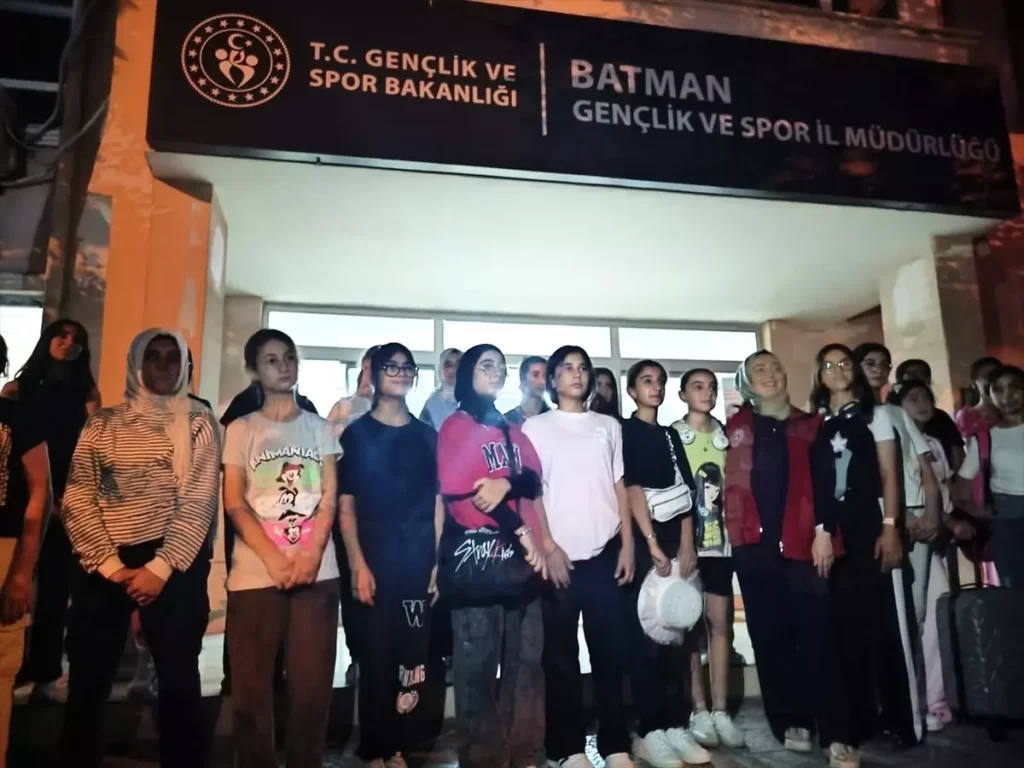 Batman’da 1280 Genç Ulusal Gençlik Kampında Bir Araya Geldi