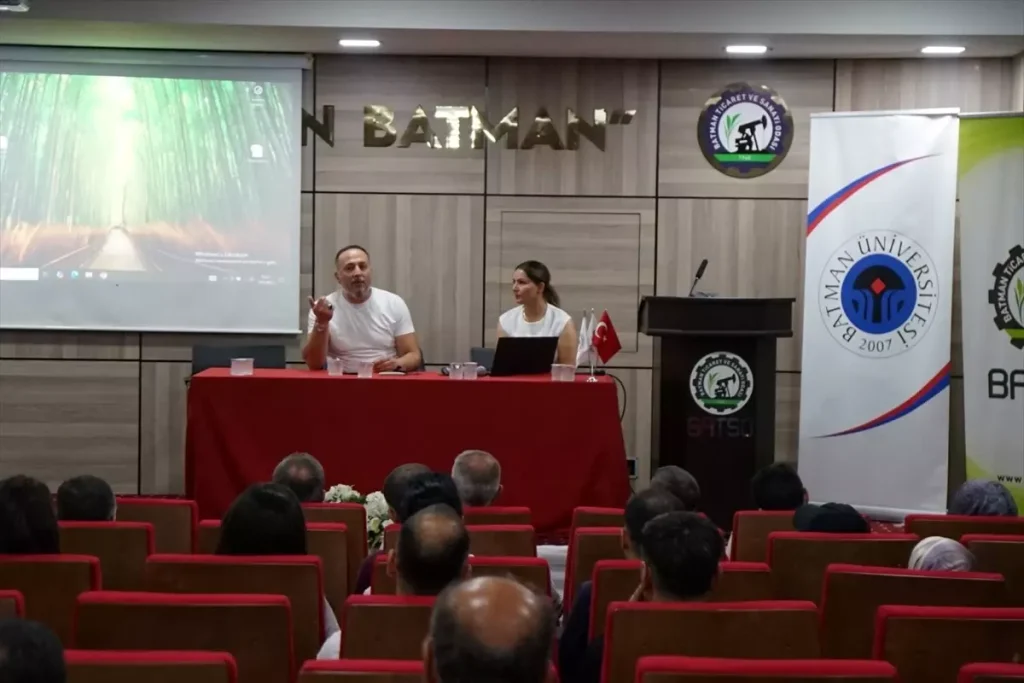 Batman’da Bilim Kafe Etkinliği: Teknokent ve Girişimcilik Söyleşisi