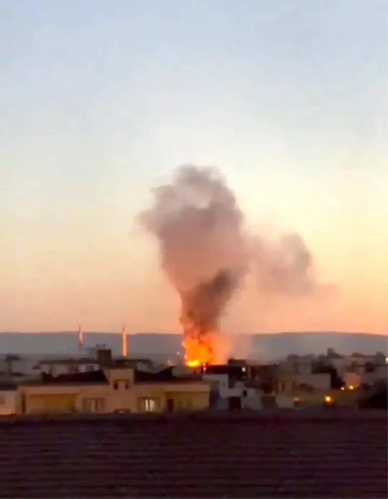 Batman’da Düğün Malzemeleri Satan Dükkanda Yangın