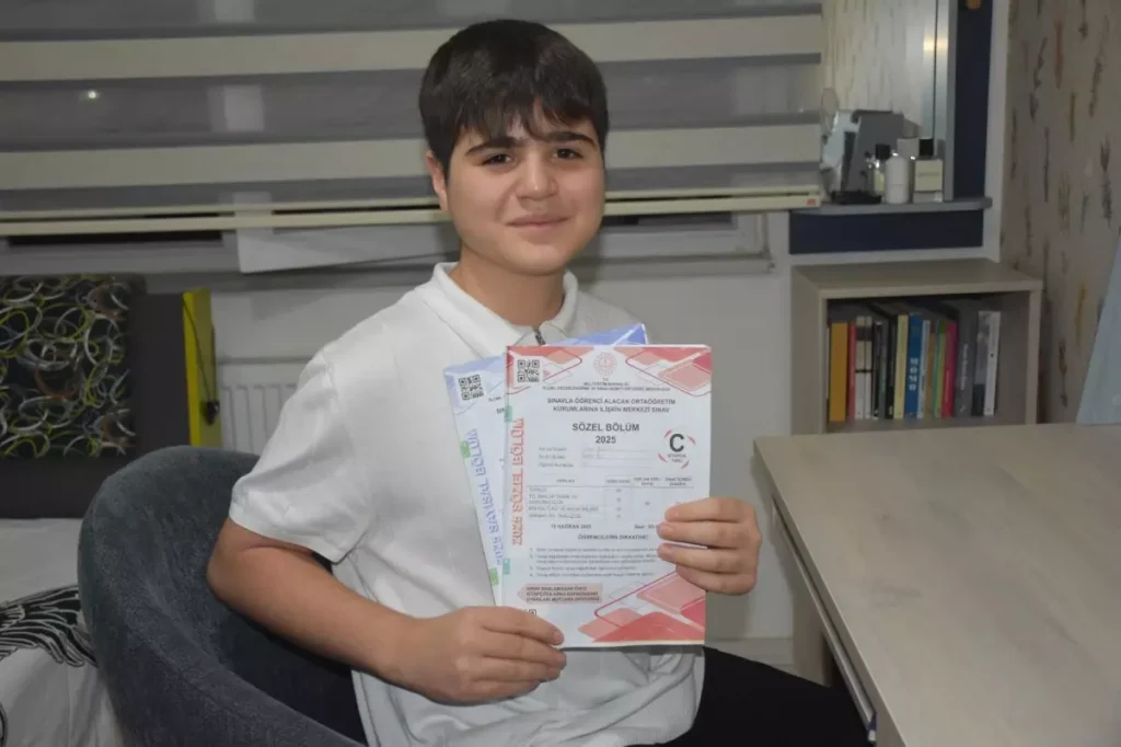 Batman’da LGS’de 500 Tam Puan Alan Öğrenci: Kitaplar En Yakın Arkadaşım