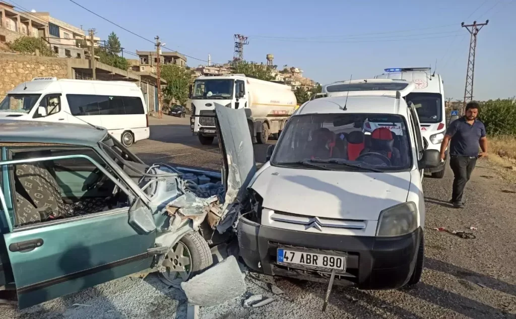 Batman’da Trafik Kazası: 3 Yaralı