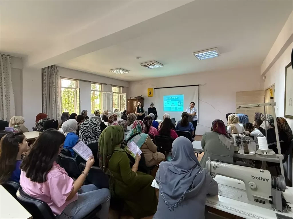 Batman’da Halk Sağlığı Haftası’nda Kanser Bilgilendirme Etkinlikleri