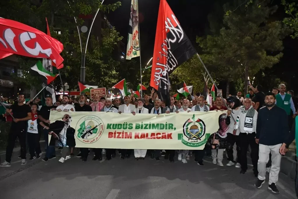 Batman’da Gazze’ye Yönelik Saldırılar Protesto Edildi
