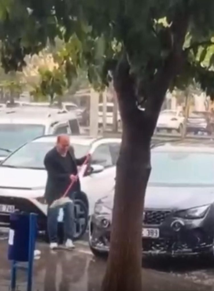 Yağmurda Oto Yıkama: Batman’da İlginç Anlar