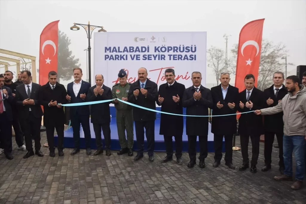 Malabadi Köprüsü Parkı ve Seyir Terası, Batman’da Hizmete Açıldı