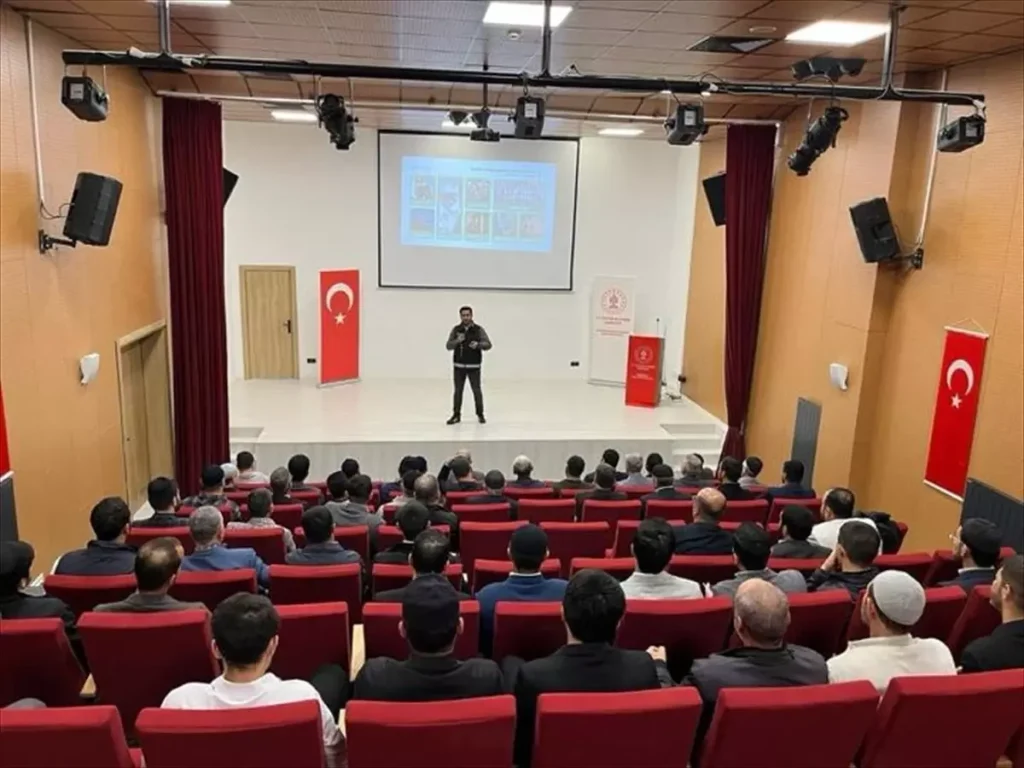 Batman’da Din Görevlilerine Uyuşturucu ile Mücadele Eğitimi