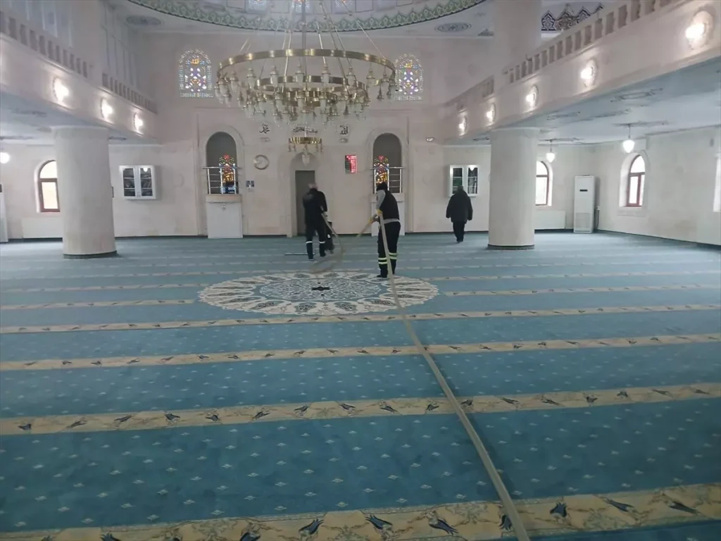 Batman’da Dini Mekanlarda Temizlik Çalışmaları Başlatıldı