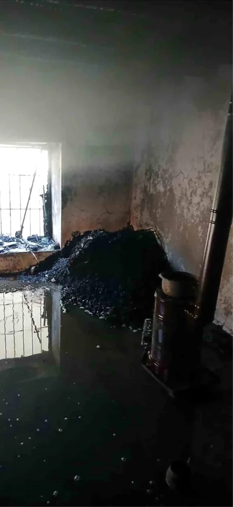 Batman’da sobadan çıkan kıvılcımlar evi küle çevirdi