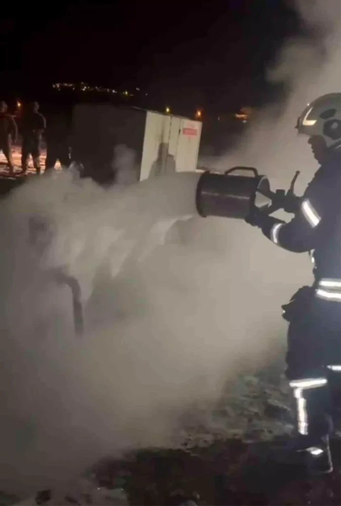 Batman’da petrol kuyusunda çıkan yangın söndürüldü