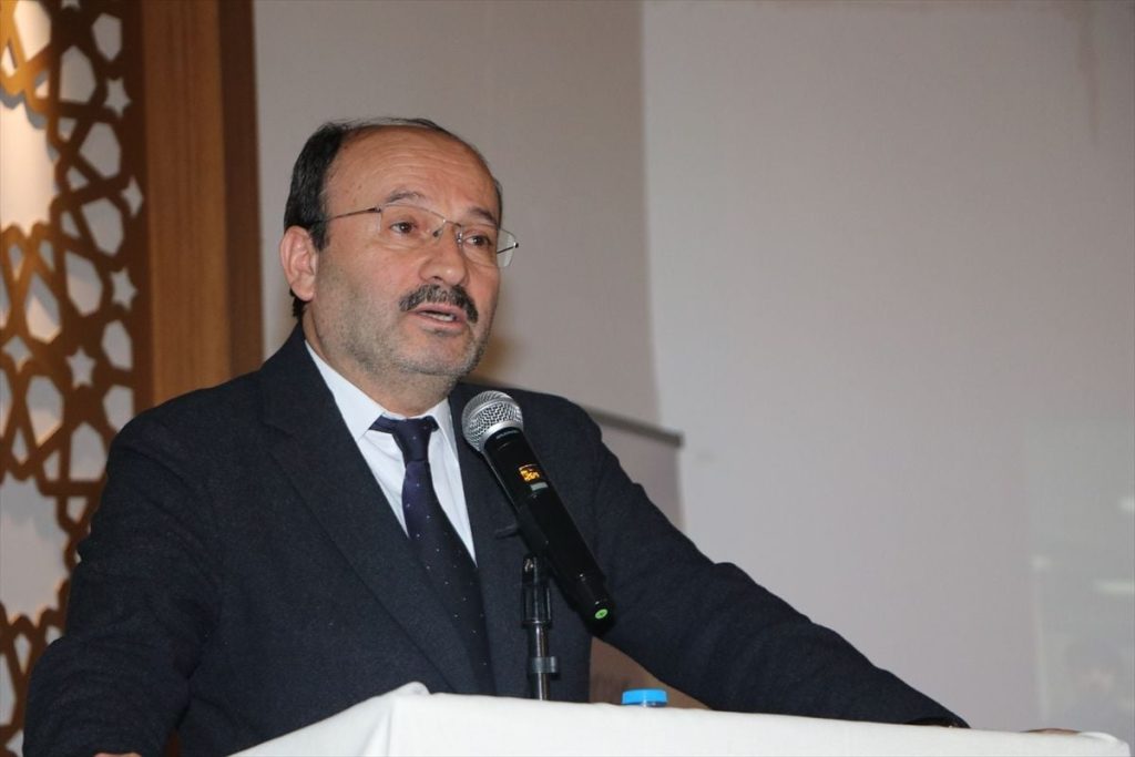 Erzurum'da "Terapideki Önyargılar Ulusal ETÜ Psikoloji Öğrenci Zirvesi" başladı