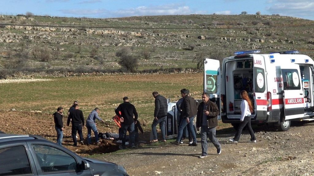 Hasankeyf'te 18 Mart Şehitleri Anma Günü ve Çanakkale Deniz Zaferi dolayısıyla tören yapıldı