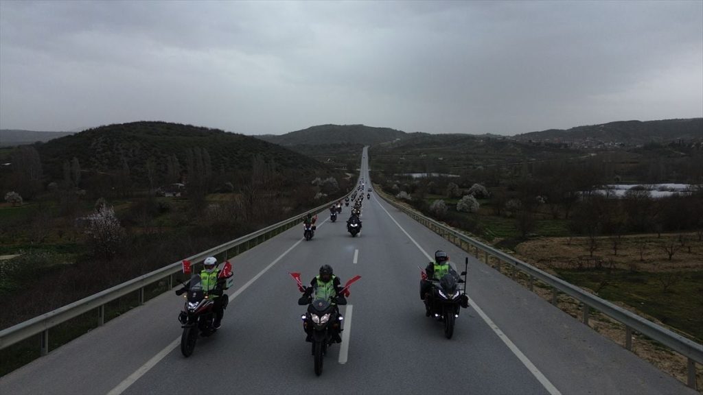 İsrail ordusunun Lübnan'a geceden beri düzenlediği saldırılarda en az 7 kişi öldü