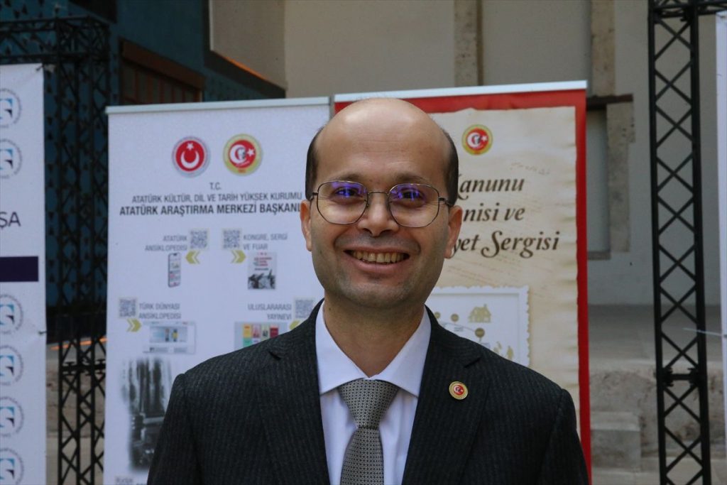 Tokat'ta "Türk Kanunu Medenisi ve Cumhuriyet Sergisi" açıldı