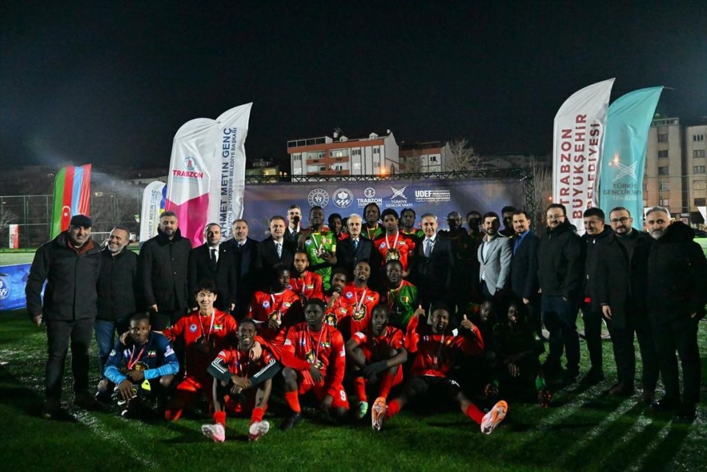 Trabzon'da 2. Uluslararası Öğrenci Futbol Turnuvası düzenlendi