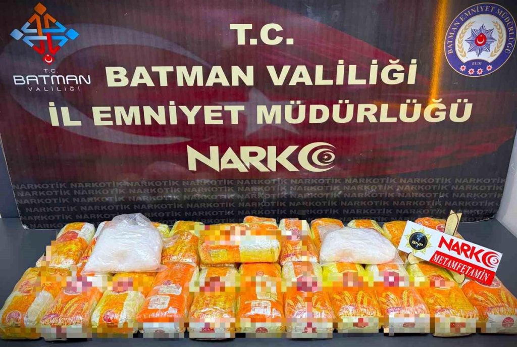 Batman'da araçta zulalanmış 24 kilo 600 gram metamfetamin ele geçirildi