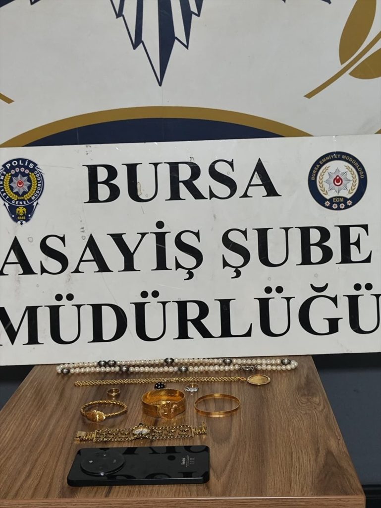 Bursa'da telefonla dolandırıcılık yaptığı öne sürülen şüpheli tutuklandı