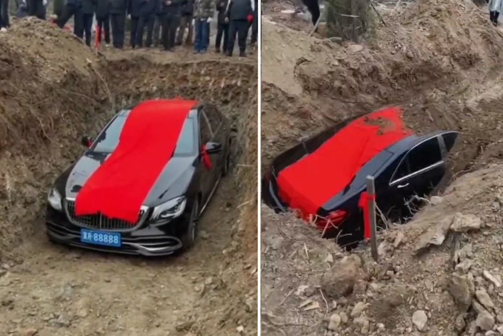 Çin’de 20 milyon TL'lik lüks otomobili gömdüler