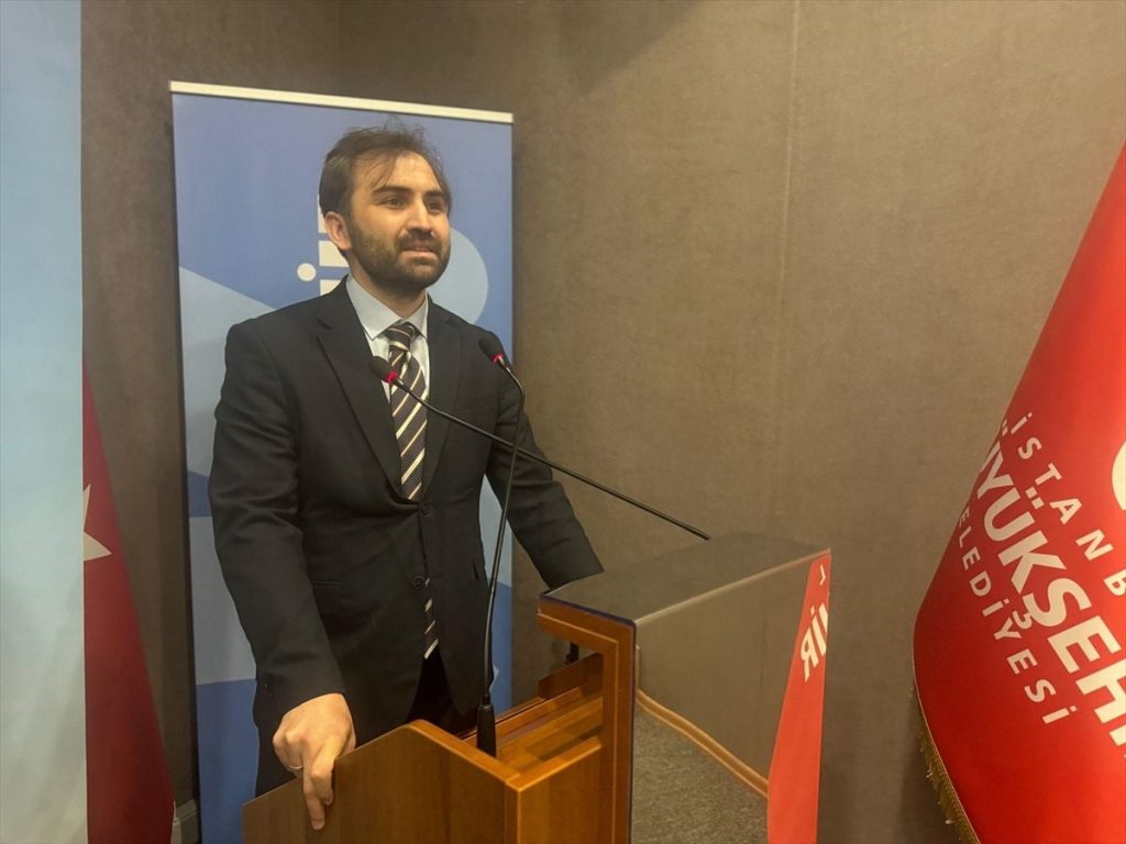 Doğum izni 24 haftaya çıktı, sosyal medyaya yaş sınırı geldi