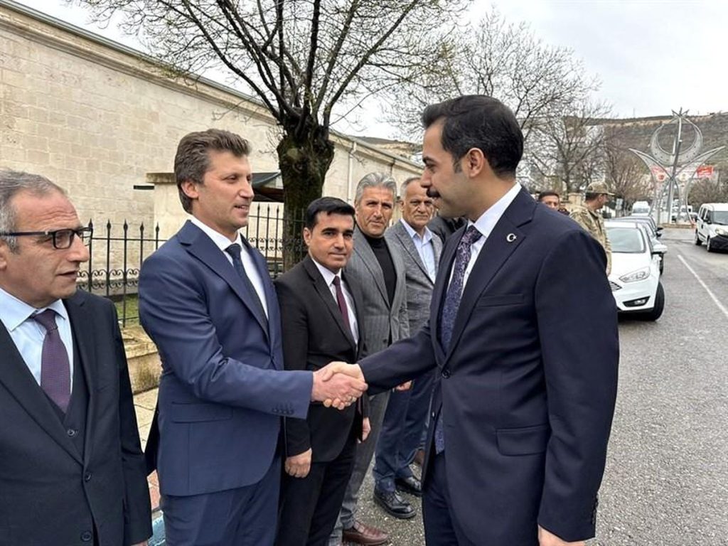 Gercüş Kaymakamı Mehmet Zahid Uzun görevine başladı