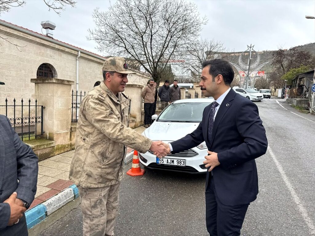 Gercüş Kaymakamı Uzun görevine başladı
