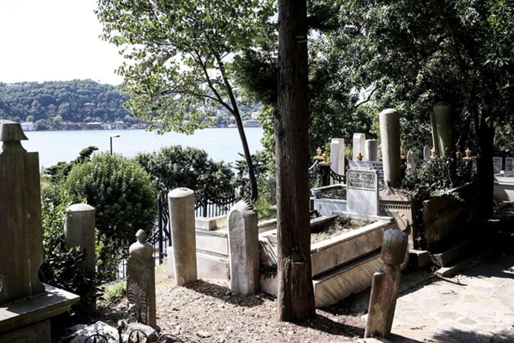 İstanbul'da mezarlıklara 7/24 kamera sistemi kurulacak