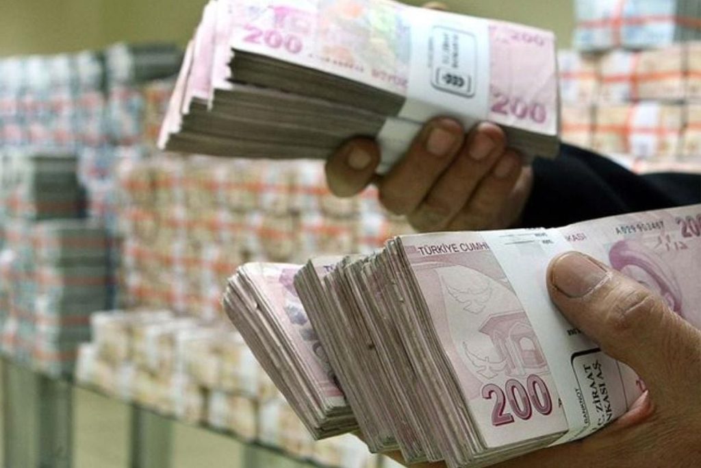 Merkez Bankası politika faizini yüzde 37 seviyesinde sabit bıraktı