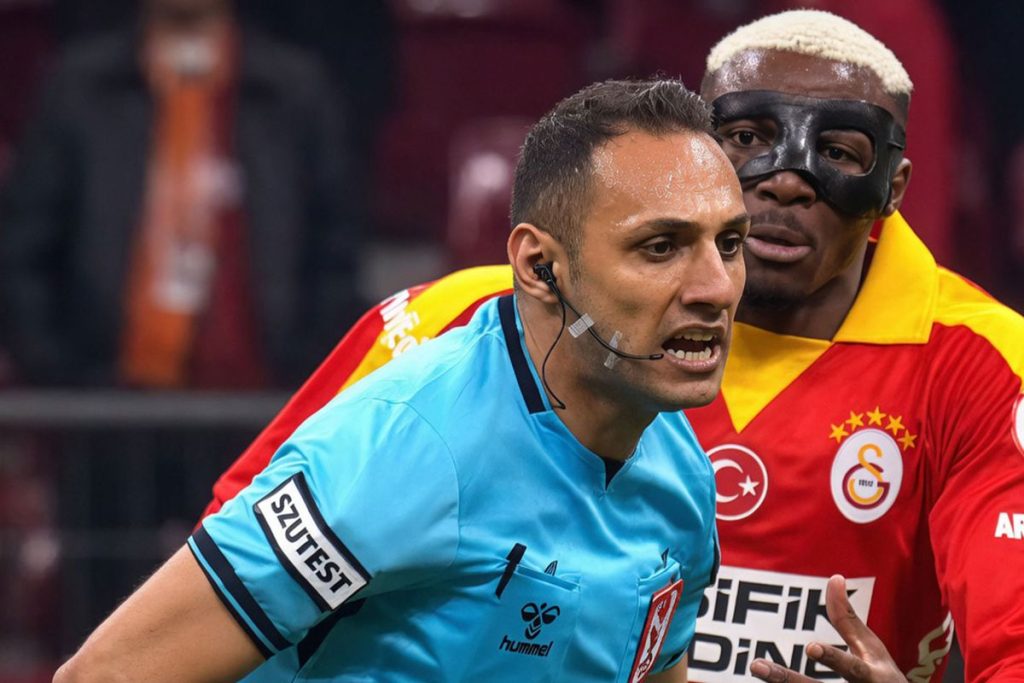 Osimhen'in geri dönüşü gergin oldu