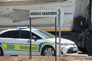 Sürücü Akademisi Kavşağı’nda tehlike büyüyor: “Acil önlem şart”